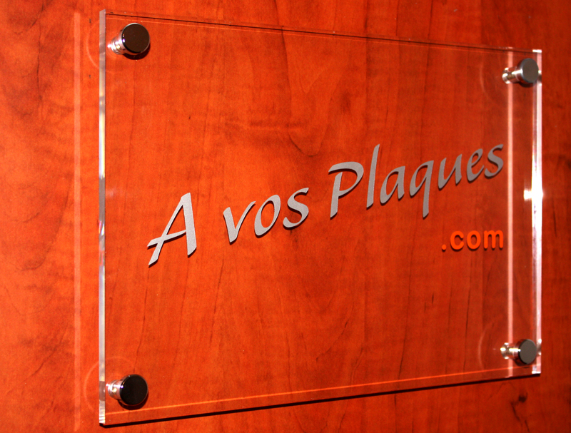 A vos plaques
