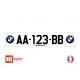 Plaque d'immatriculation BMW sur fond blanc